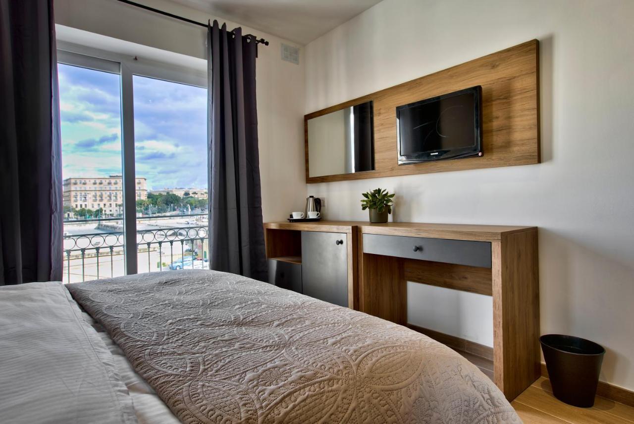 Tritoni Valletta Boutique Hotel Флориана Экстерьер фото